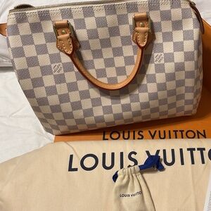Louis Vuitton Speedy 30